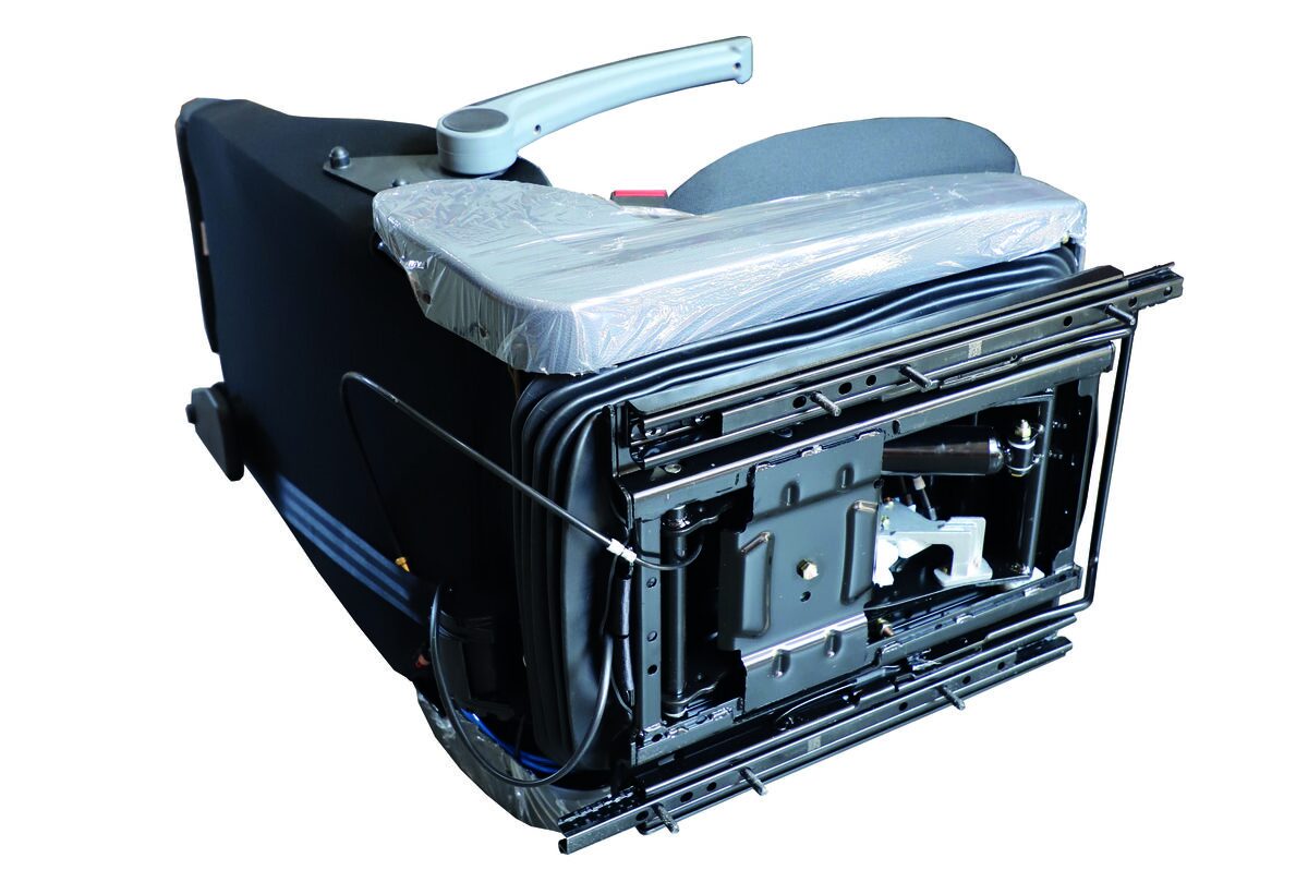 Сиденье водителя на пневмоподвеске с подогревом, подлокотниками и поясничной поддержкой - ВП6520-6800200-17